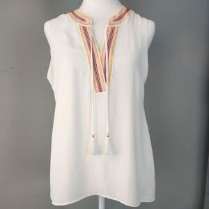 White House Black Market Sleeveless Blouse. Sm. Boho Feminine Embroidered